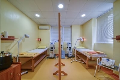 ФИЗИОТЕРАПИЯ И РЕХАБИЛИТАЦИЯ С АПАРАТУРА ОТ НОВО ПОКОЛЕНИЕ